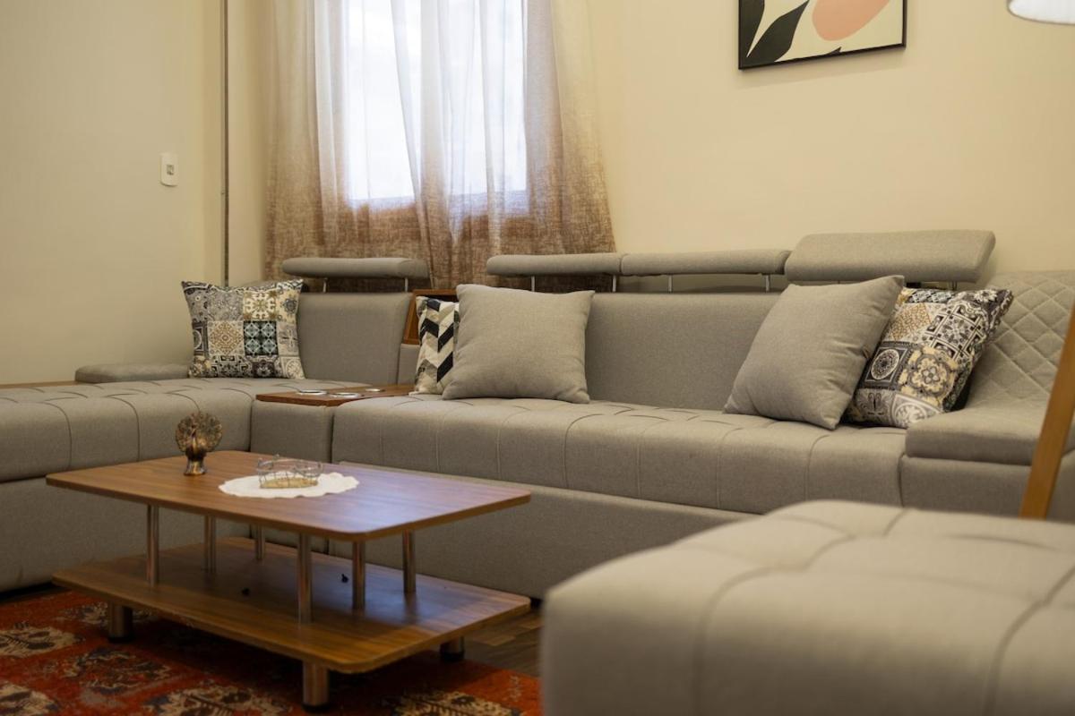 Heliopolis Charming Modern Close To Airport Apartment *