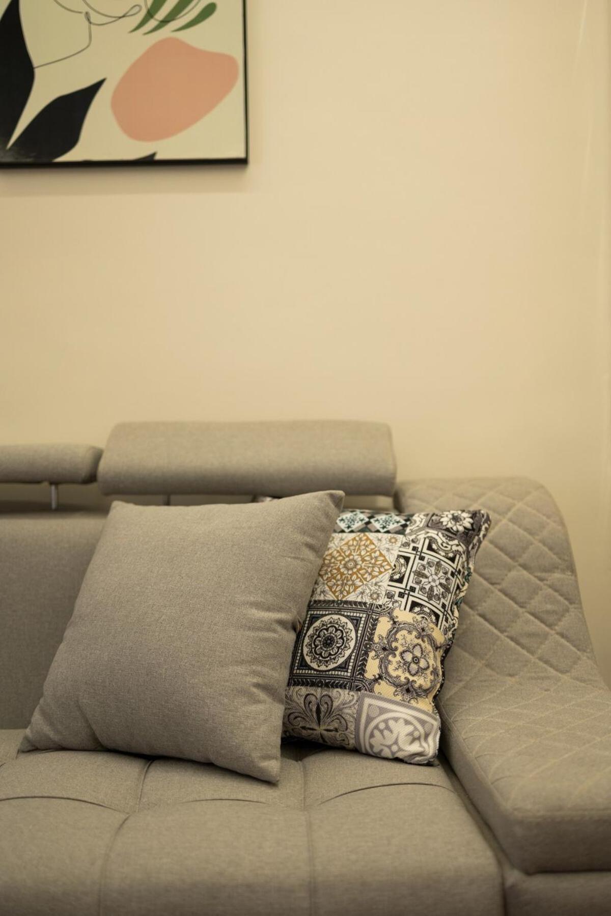 Heliopolis Charming Modern Close To Airport Cairo